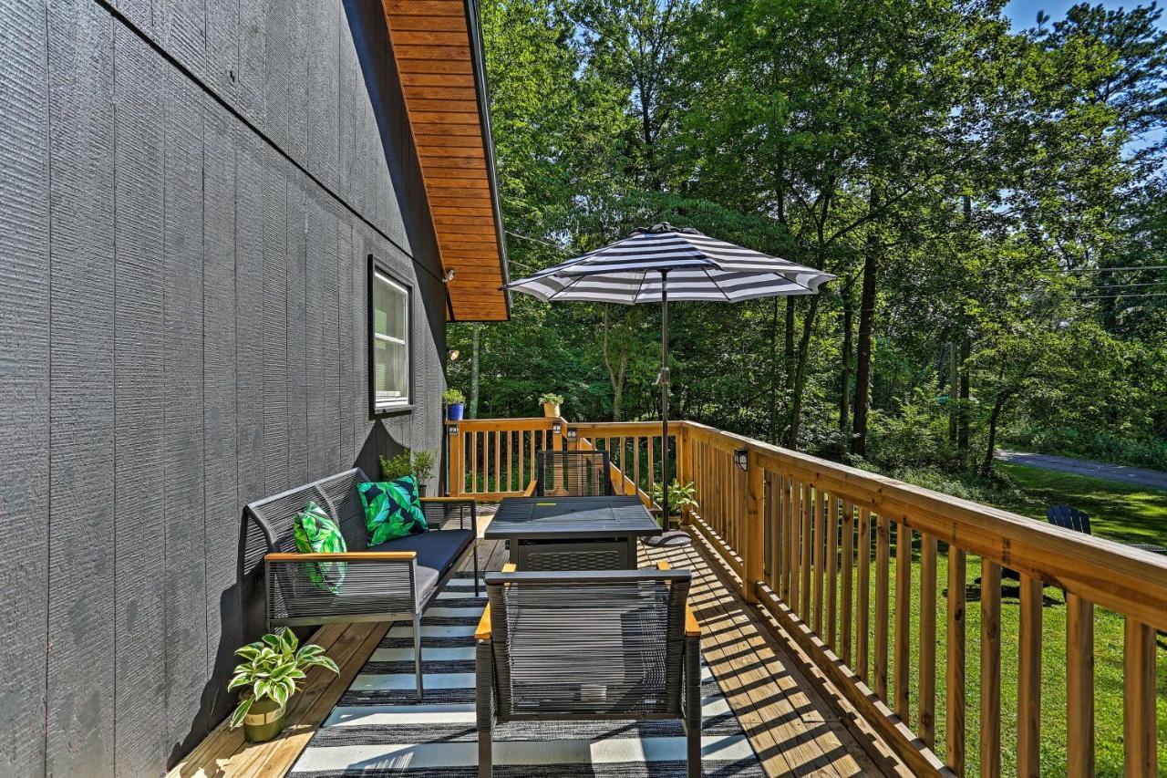 Modern East Stroudsburg Home With Deck And Gas Grill! Eksteriør bilde